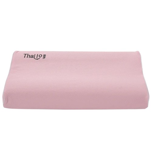 ما هي مميزات وسادة بيبي ميموري فوم المصنوعة من رغوة البولي يوريثان مقارنة بالوسائد القطنية أو الإسفنجية العادية؟